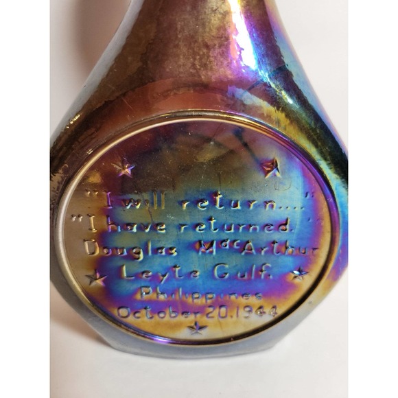 Wheaton Vintage General Douglas MacArthur Carnival Glass Decanter/bottle - Picture 3 of 4